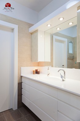עיצוב פנים חדרי אמבטיה שירותים